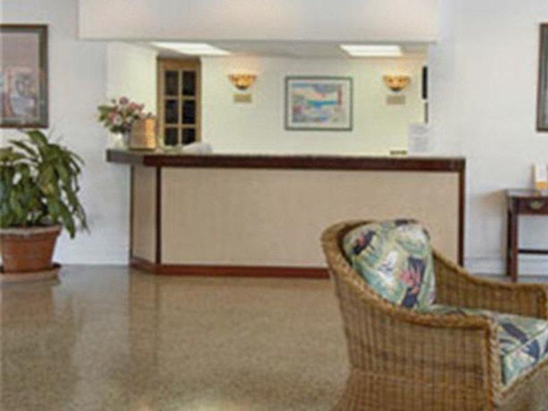 Travelodge Monaco Beach Resort サニーアイルズビーチ エクステリア 写真